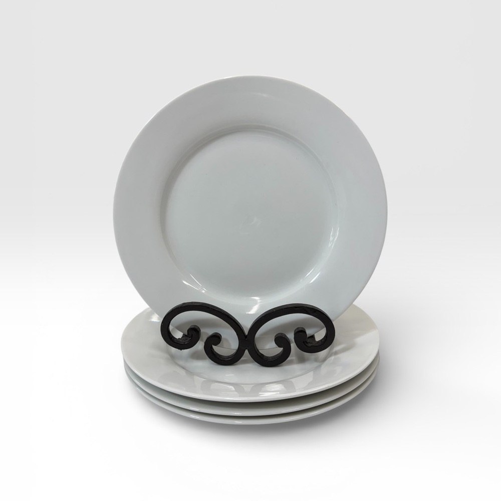 Crate and Barrel Classic White Porcelain 8" Salad Plate Set of 4 EUC